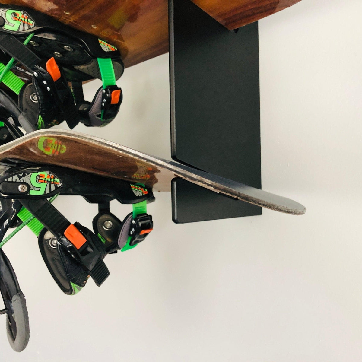 Snowboard Wall Mounted Rack